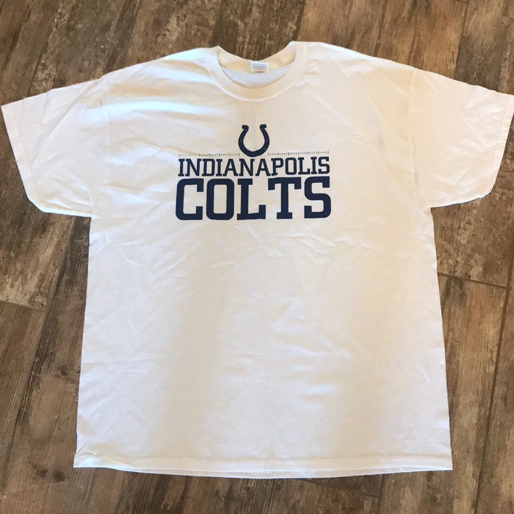 NWOT Colts Tee